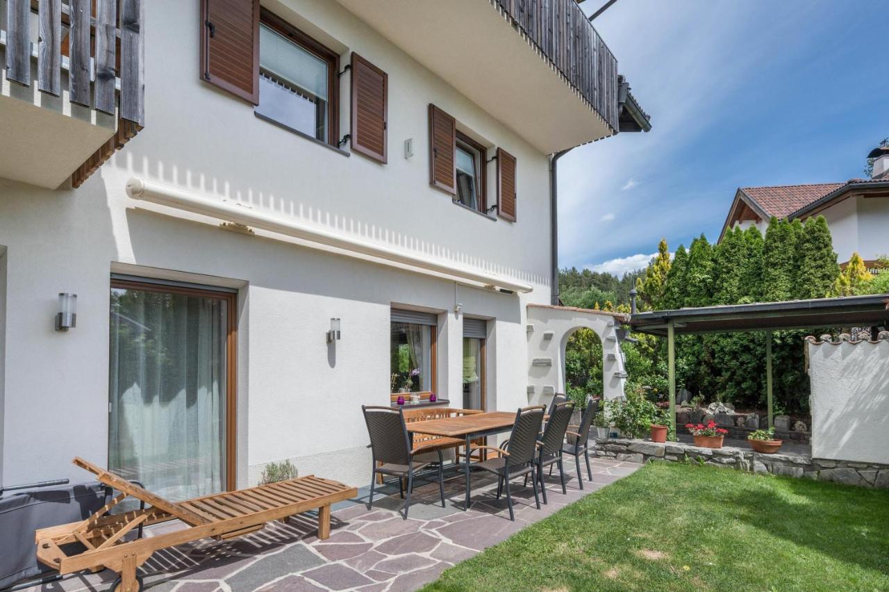 Charmed House Villa Fiumes Екстериор снимка